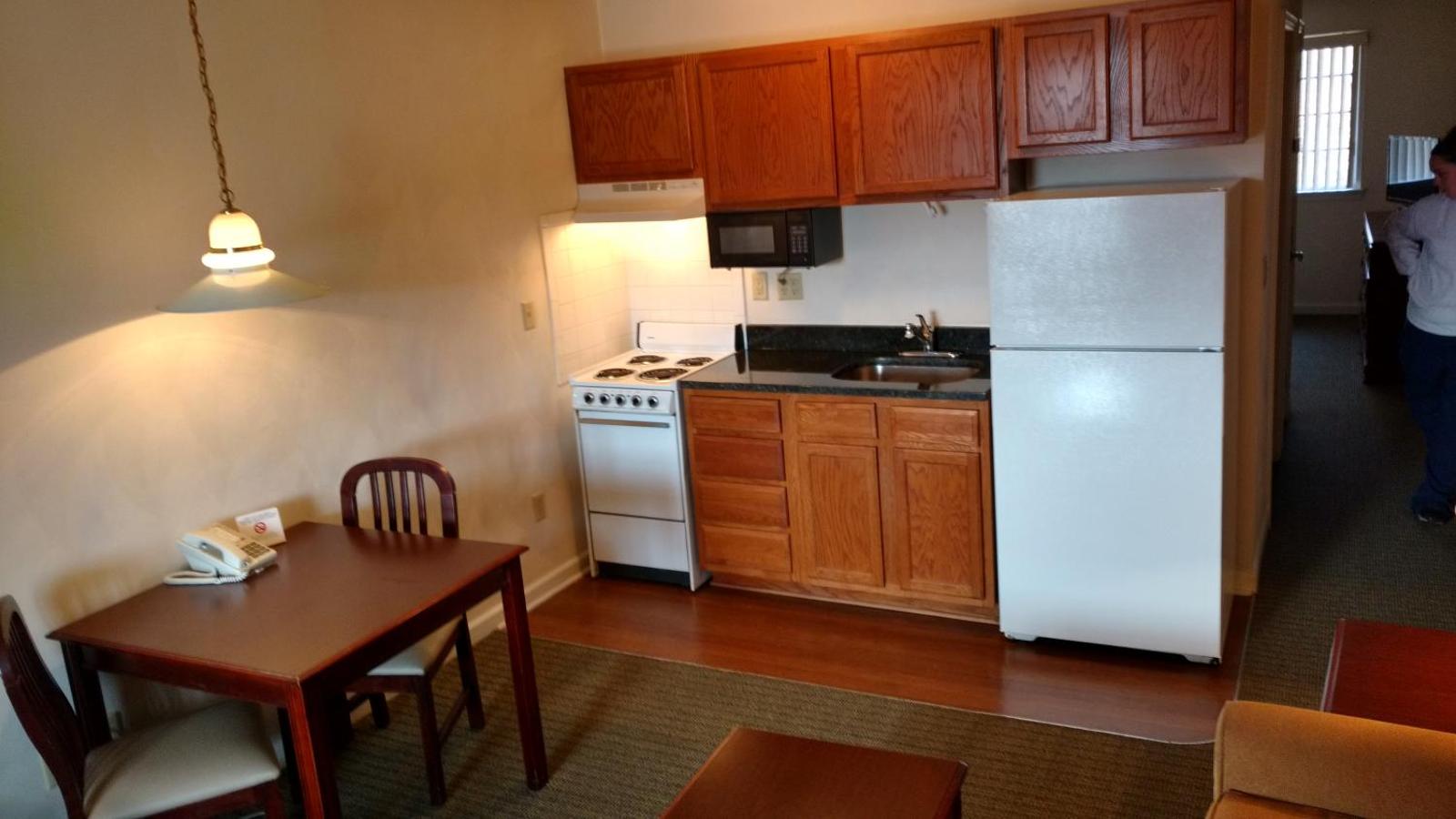 Affordable Suites Charlottesville Main image 1